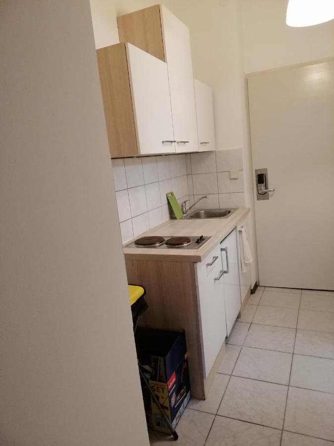 Max Out Apartment เวียนนา ภายนอก รูปภาพ